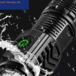 چراغ قوه پرنور 3 لامپ آلفا با باتری شارژی بدنه فلزی - Image 4